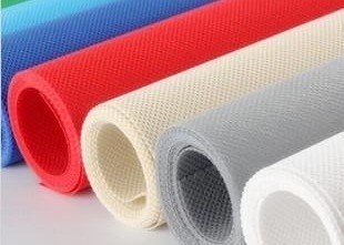 comprar Tela no tejida caliente transparente 10 de los PP - anchura modificada para requisitos particulares reciclable 50gsm online manufacture