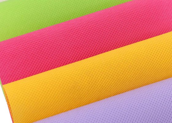comprar Tela no tejida del spunbond de la anchura 10-260gsm el 100% PP de los 240CM online manufacture