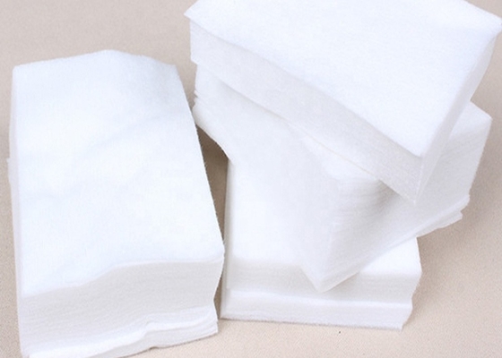 comprar viscosa no tejida hidrofílica de las telas el 100% de 40gsm Spunlace respirable para los trapos mojados online manufacture