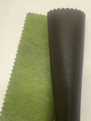 Tejido no tejido agrícola de dos colores anti-UV anti-estiramiento ancho personalizado