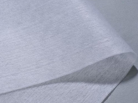 Tejido no tejido laminado de color blanco PFE95 BFE99 para máscara médica