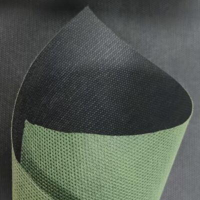 Tela Agrícola No Tejida de Dos Colores Verde y Negro para Control de Malezas en Vegetales